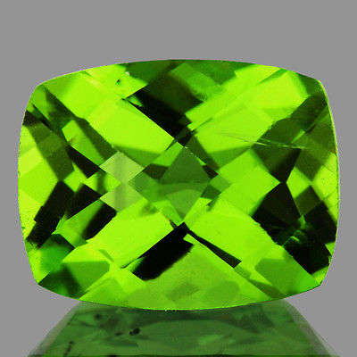 Absolutely Stunning! Natural Untreated Cushion Green Peridot 1.54ct